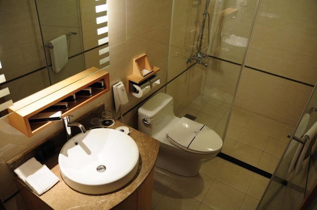 Jin Hua Hotel Luodong Zewnętrze zdjęcie